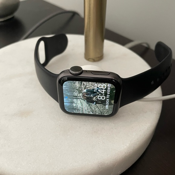 Series 3 Apple Watch 38mm case - Picture 2 of 4